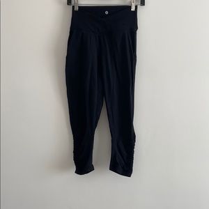 Lululemon Black Cropped Pleated Leggings